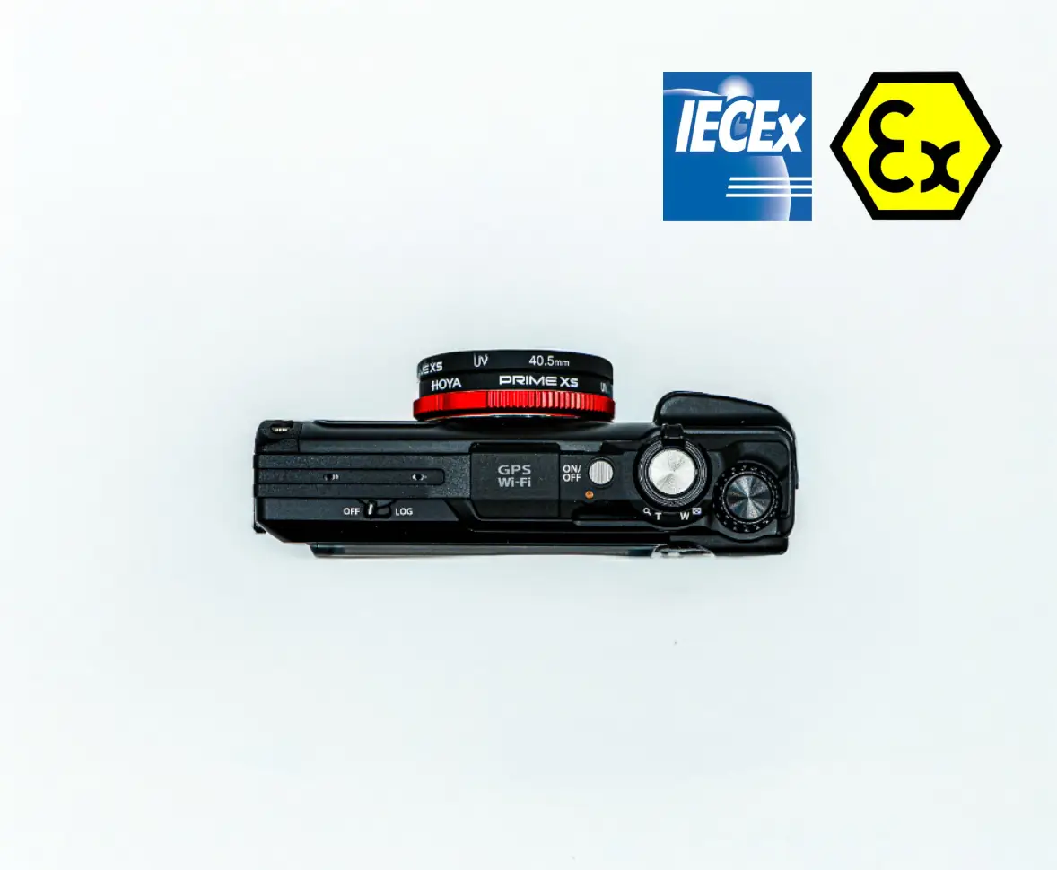Draufsicht der ARMADEX OZC-3 Ex-Kamera mit GPS- und WiFi-Bedienelementen